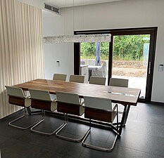 Esstisch Unikat Holz mit Acrylharzeinlagerung